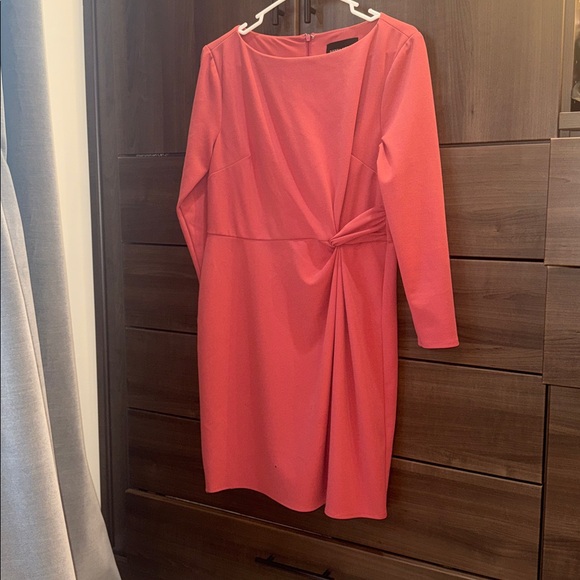 Donna Morgan Dresses & Skirts - FLAWED Donna Morgan Long Sleeve Dress in Dusty Rose